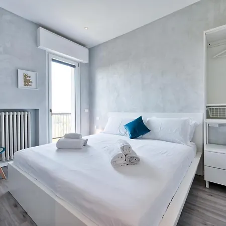 P2 Sweet View&pool Apartamento Cavalcaselle